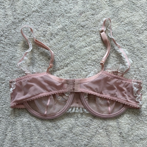 Temptations Pink Floral Lace Bra - Picture 3 of 5